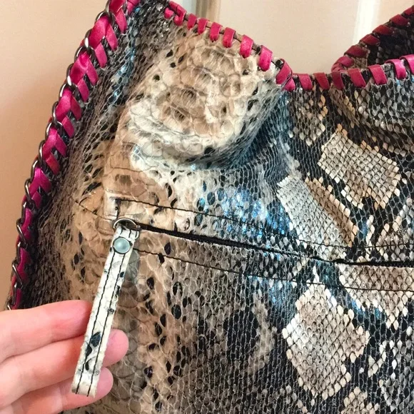 Snake Print Chain Strap Shoulder Bag - Picture 3 of 15